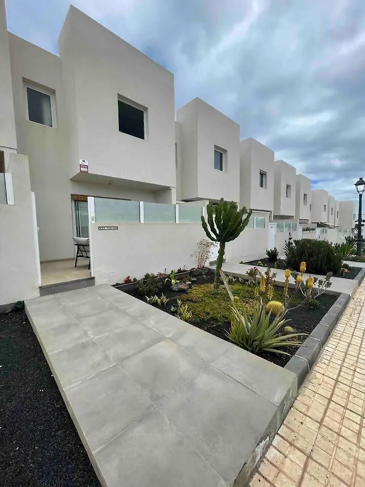 Villa Sunset Bastian Junto A La Costa Costa Teguise